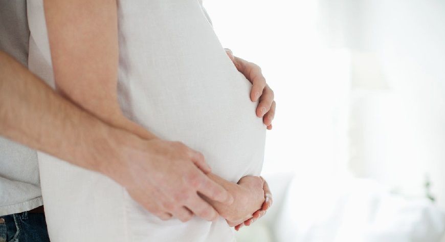 Έξαρση κοκκύτη: Οδηγίες από την Ελληνική Εταιρεία Λοιμώξεων – Τι συστήνεται για την εγκυμοσύνη