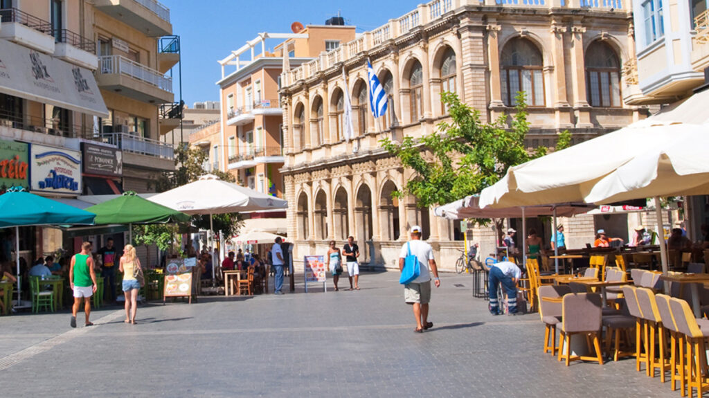 Κρήτη: Νεκρή 44χρονη μητέρα- Έπαθε ανακοπή μπροστά στα μάτια του 7χρονου παιδιού της