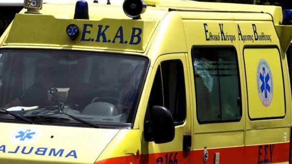 Εύβοια: Σκότωσε τον θείο του με πολλαπλές μαχαιριές γιατί δεν του έδινε χρήματα